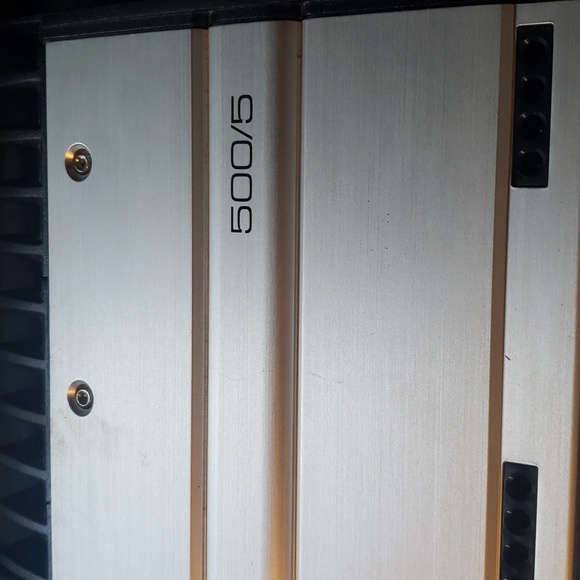 JL Audio 500/5 five channel system amplifier. - Picture 6 of 7